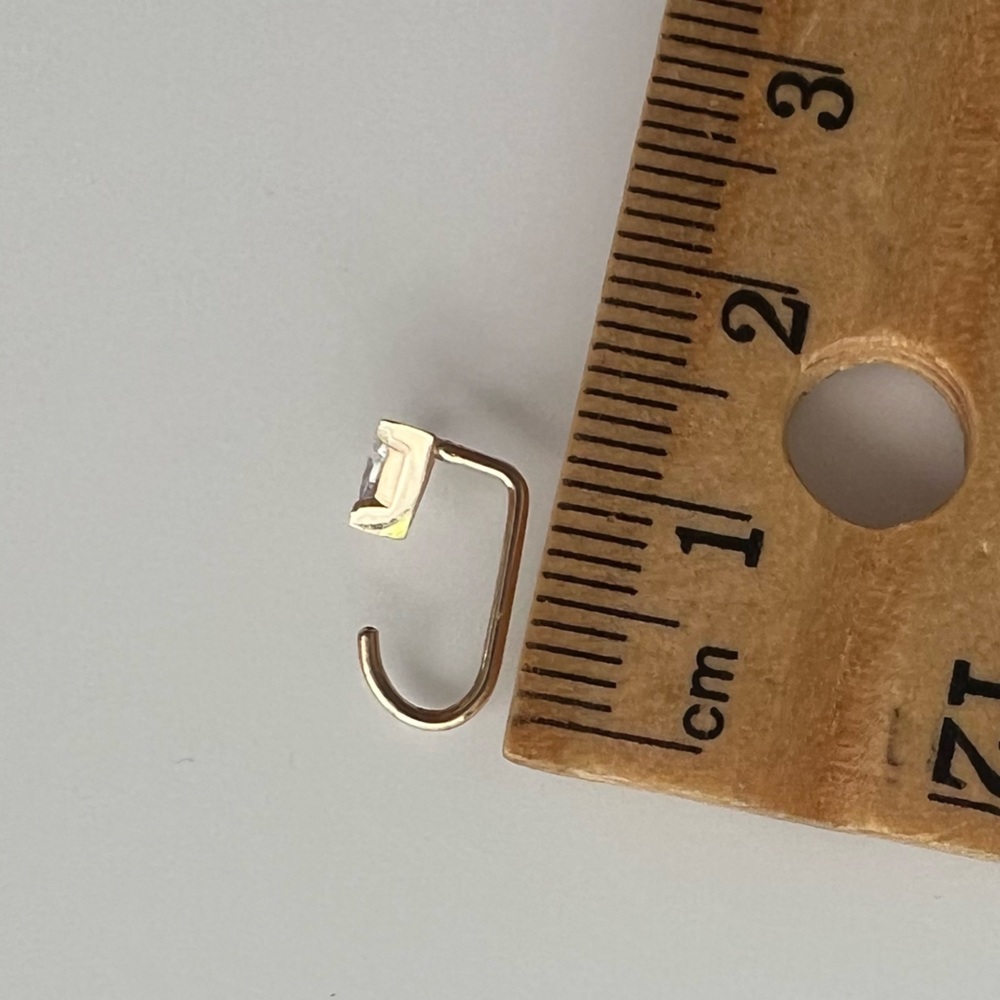 14k solid yellow gold diamond claw stud - Picture 4 of 5